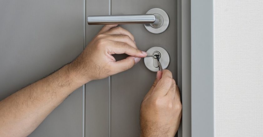 How to Choose the Types of Best Locksmith Near Me